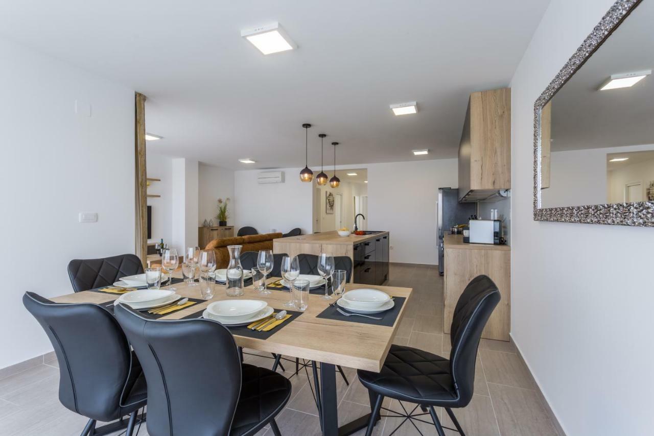 Pure Relax Apartment Малинска Екстериор снимка